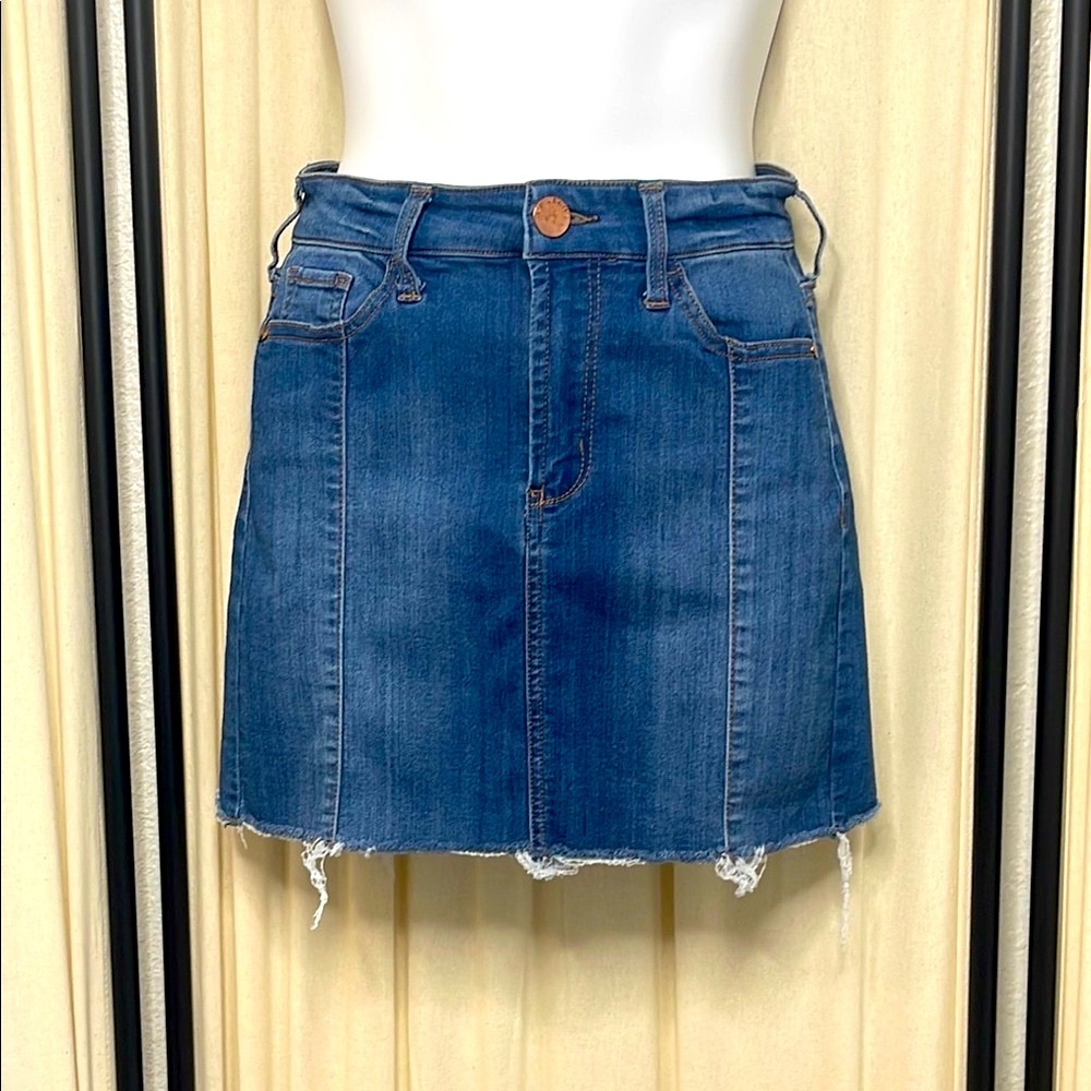 CP JEANS- Blue distressed Denim Mini Skirt size small or 3